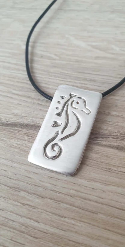 Silver Sea Horse Pendant